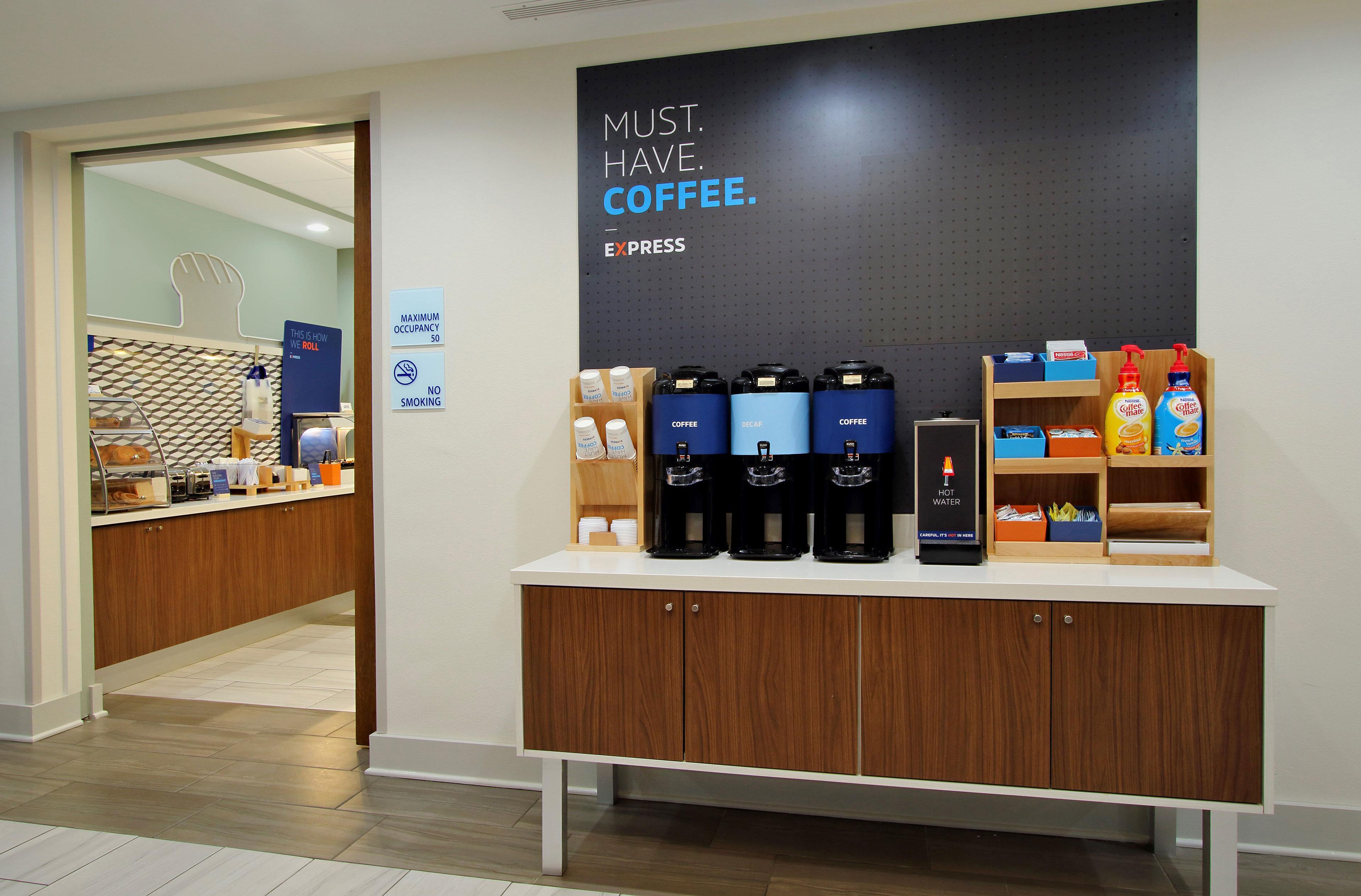 Holiday Inn Express Fairfax-Arlington Boulevard By Ihg Экстерьер фото
