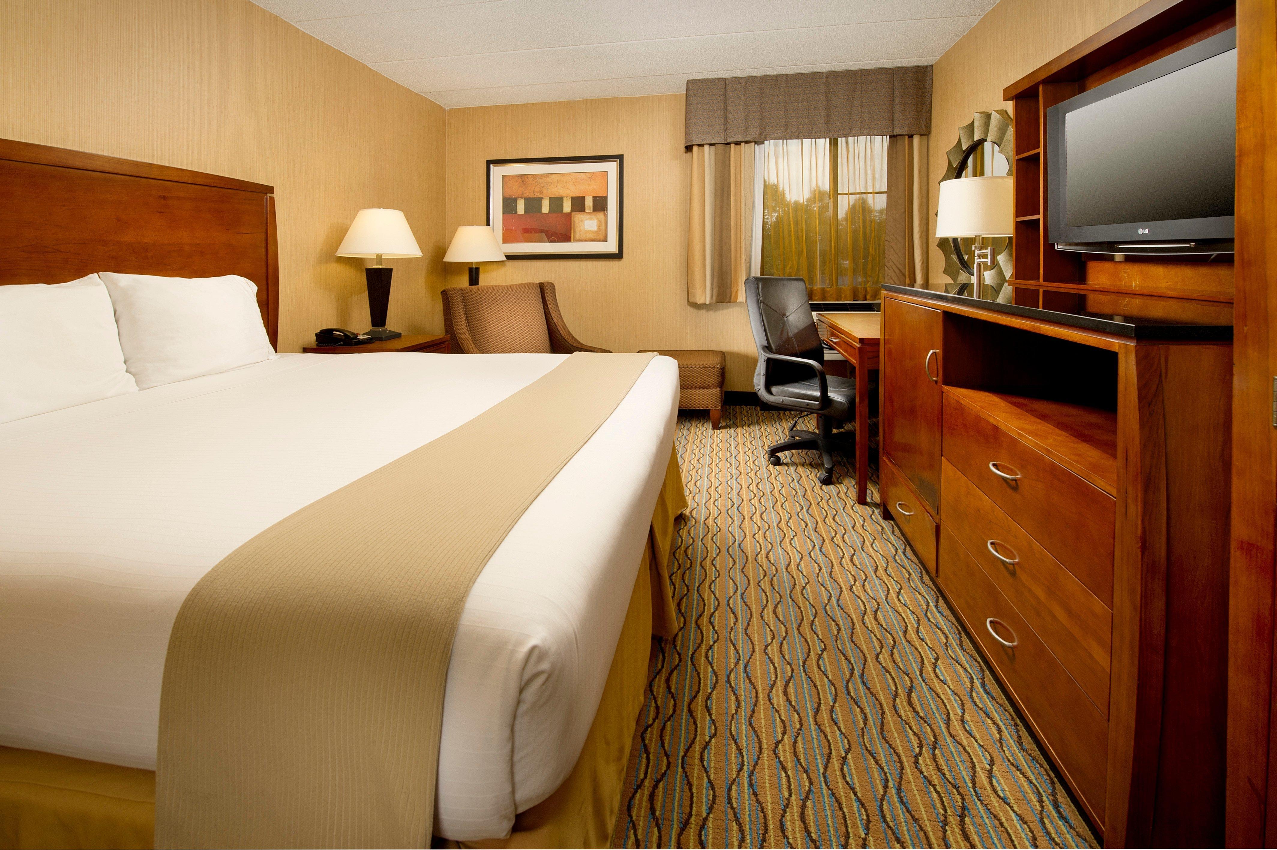 Holiday Inn Express Fairfax-Arlington Boulevard By Ihg Экстерьер фото